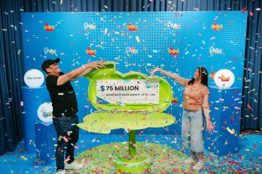 LOTTO MAX — Frère et sœur de Toronto remportent 75 millions $ au LOTTO MAX